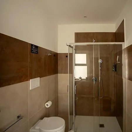 Pensión Umberto 303