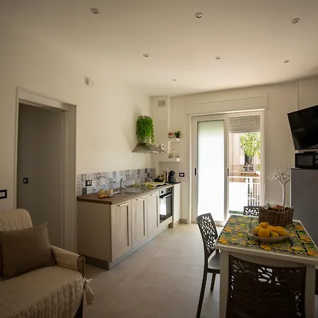 Umberto 303 Guest house *